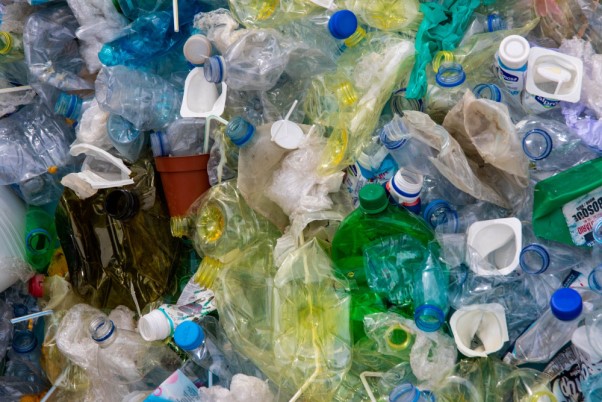 Как утилизируют пластик: о способах вторичной переработки, современных технологиях и оборудовании
